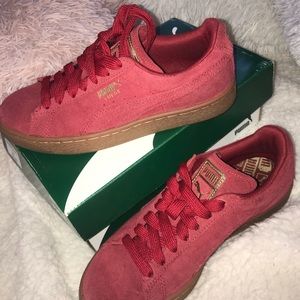 Red puma shoes